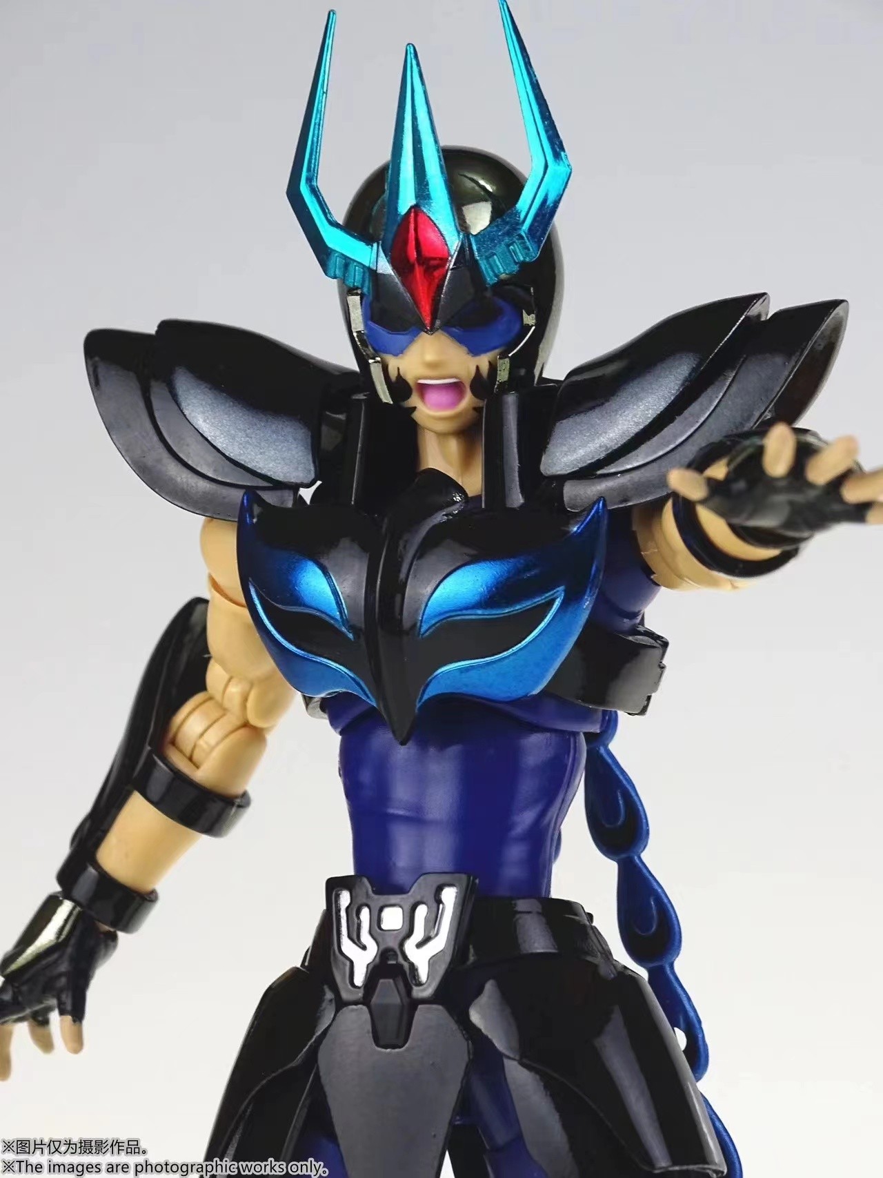 Figurine Saint Seiya Myth Cloth Ex Black Phoenix